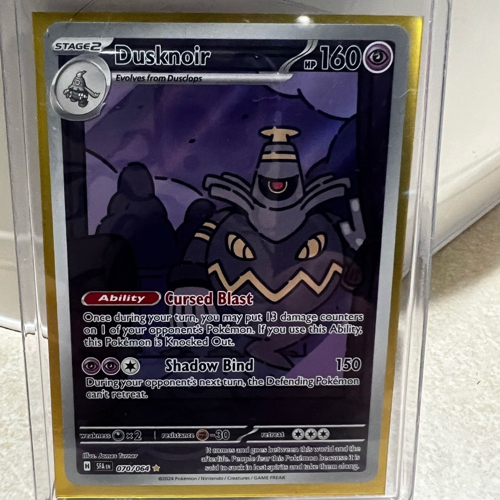 Dusknoir Pokémon Card